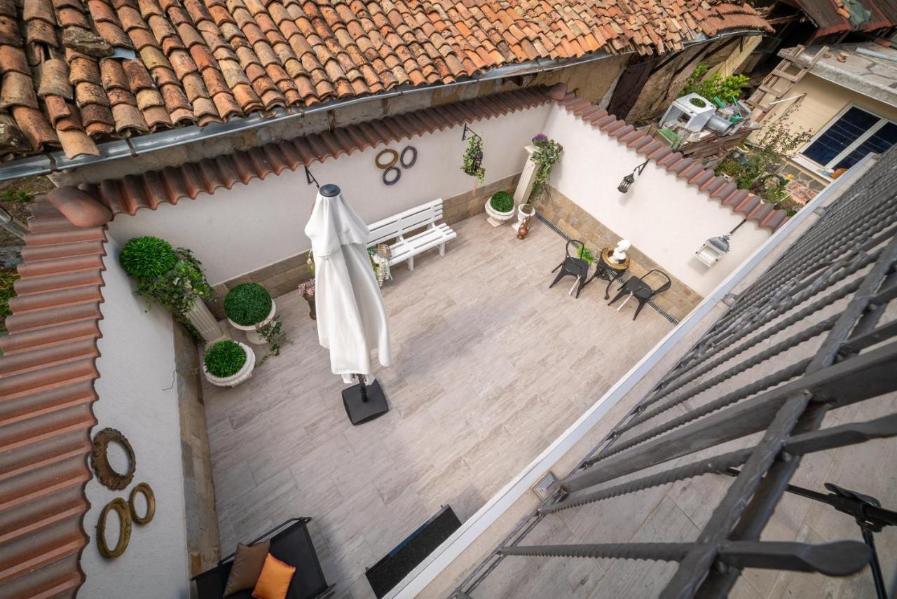 The Gallery Guest House - Garden And Garage Veliko Tarnovo Ngoại thất bức ảnh
