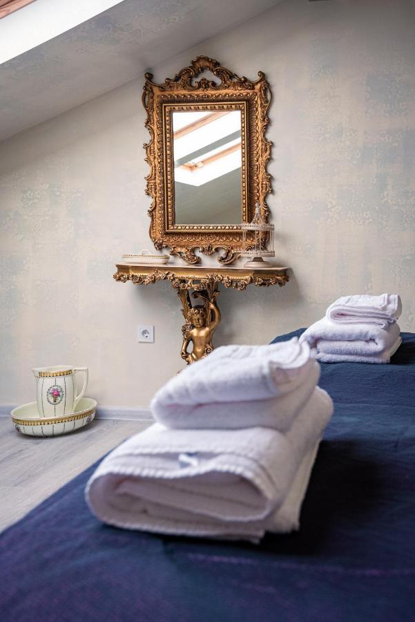 The Gallery Guest House - Garden And Garage Veliko Tarnovo Ngoại thất bức ảnh
